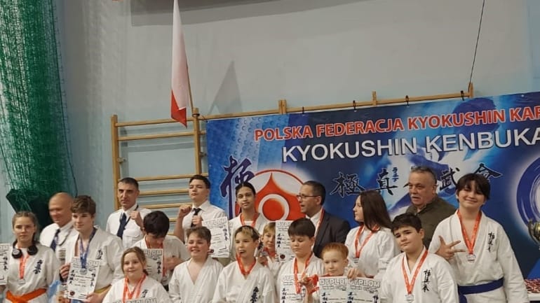 MIĘDZYZDROJSKI KLUB SPORTOWY BUSHIDO NA TURNIEJU KARATE WASHI CUP IV